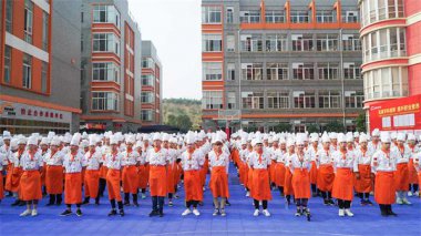 ����ǰ��������ǰ����(zh��n)�������п���һ�ر�����