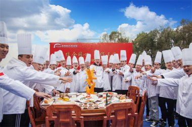 ���W(xu��)У�L(f��ng)�ɡ�У����ӛ��������׌���L(zh��ng)������