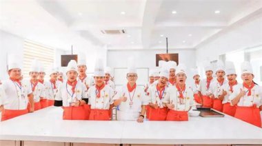 �ո�VSУ��������x���WУ�ˆ���