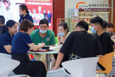 ���������¡��p��̥�ֵ��ں����|���I(y��)�WУ�_������������