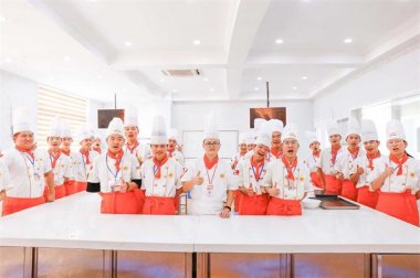 �x���WУ���ܡ�������܇�������D(zhu��n)�W�́������|��