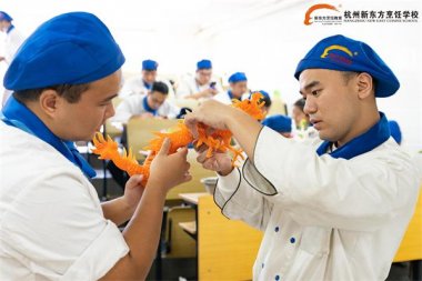 �A�ο��ˡ����|�o��һ���}��������׃�������w�B����������