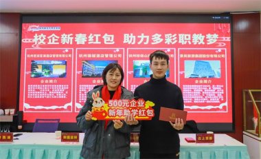 У����༴���M�~ ����У�x����࣬�͘I(y��)�з���