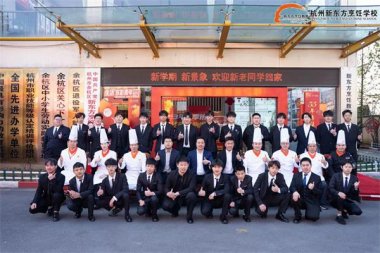 �҂����I(y��)��|��(l��i)�շ��L(zh��ng)��һ·����