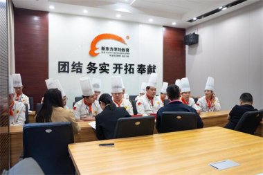 �����|���e�Ќ���(ch��ng)��Ƹ��(hu��)��׌�W(xu��)���A��У�@