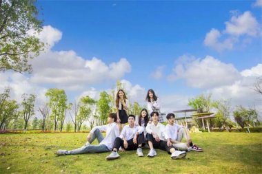 ��У���M�⣬�D(zhu��n)�W(xu��)�����|�����ի@����δ��