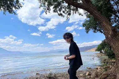  16�qŮ����������9�������ں����|������_�������¸���