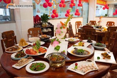 ���M����ǧ��һ�����W�N�C������ҹ���