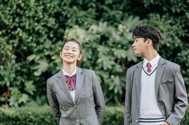 ϲ��������һ���r�g���@ô��ͬ�W������ҵ��ăx������